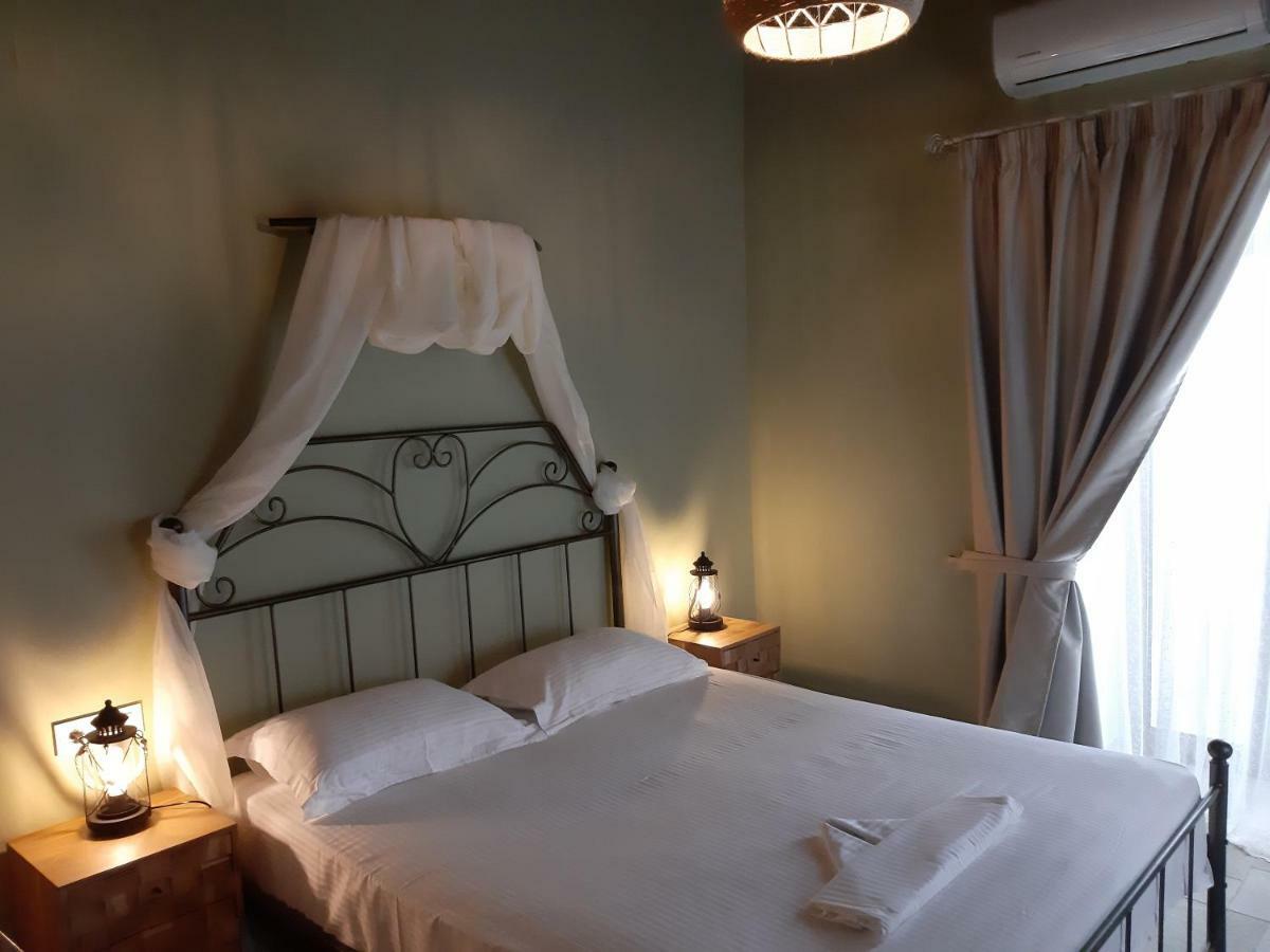 Paraskevi'S Luxury Studios Parga Ngoại thất bức ảnh